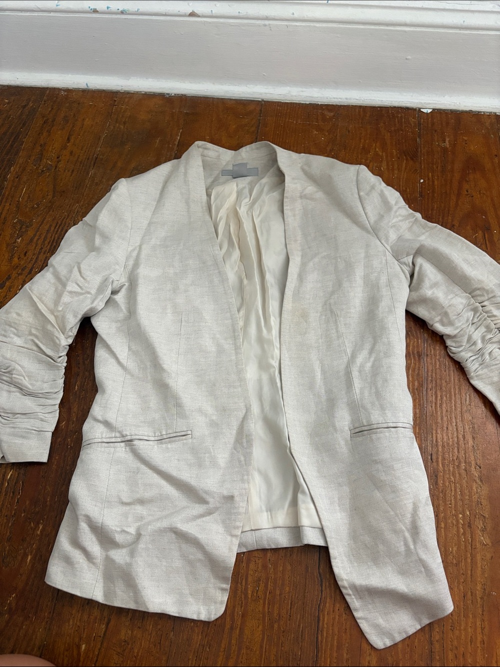 H&M Light Cream Open-Front Blazer with Ruched Sleeves